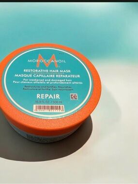 Moroccanoil Repair Restorative Hair Mask - Turquoise & Orange